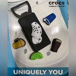 CROCS jibbitz uniquely you/NEW